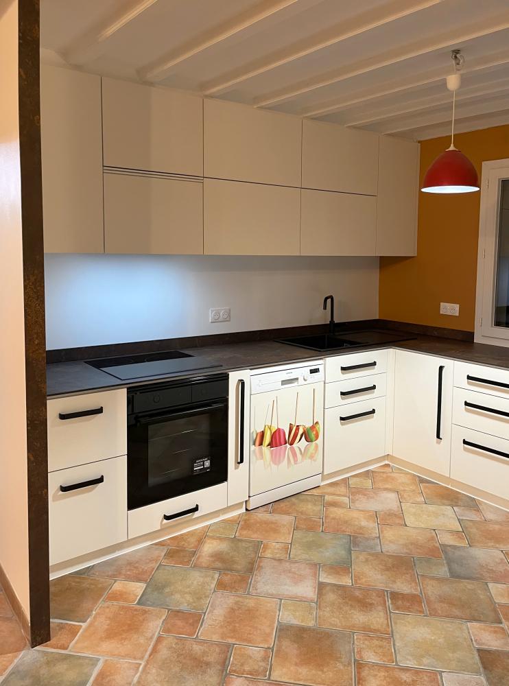 Cuisine portes hautes relevantes